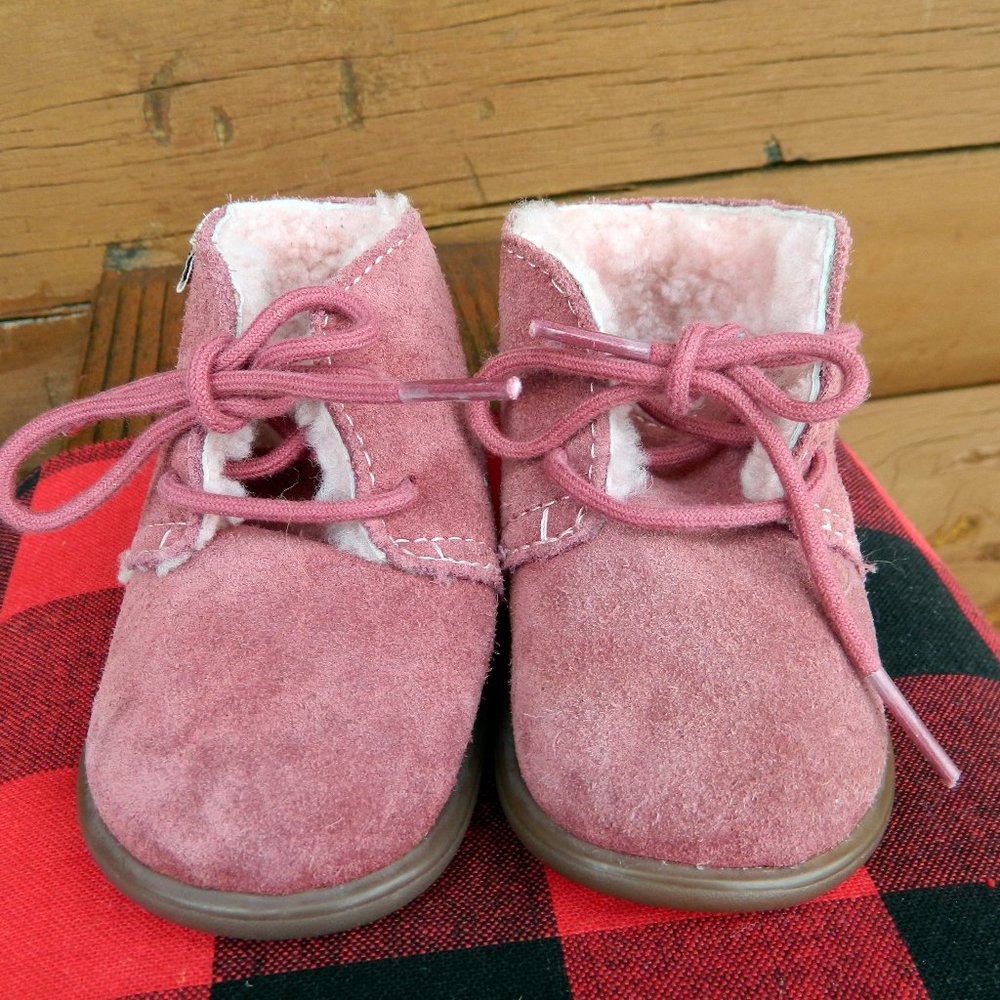 Toddler Pink Baby UGG boots size S